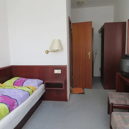 Baskerville Guest house Sternberg